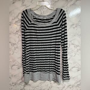 Guess Women's Black and Silver Top Size M